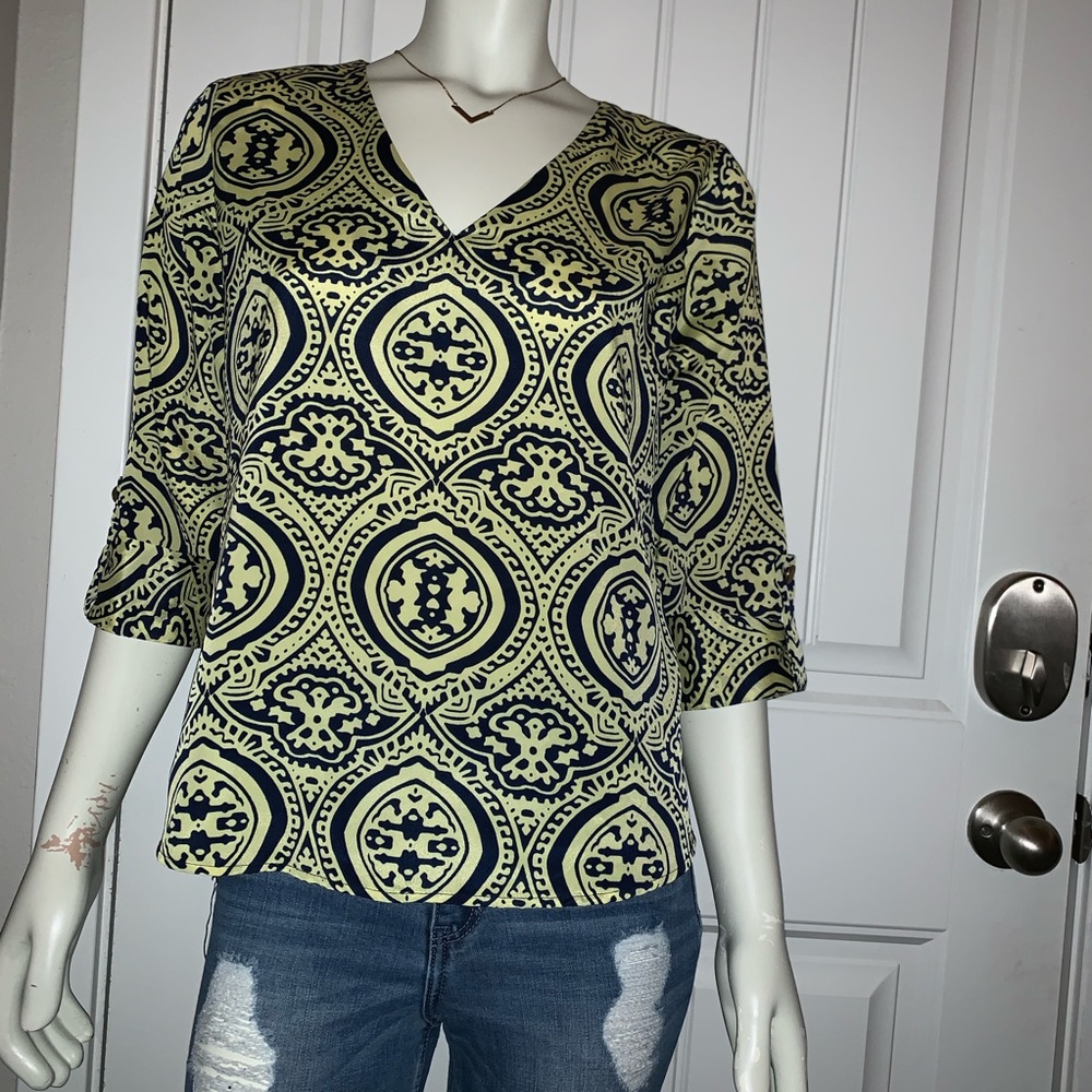 🌸 3/4 SLEEVE PAISLEY DESIGN BLOUSE! 🌸